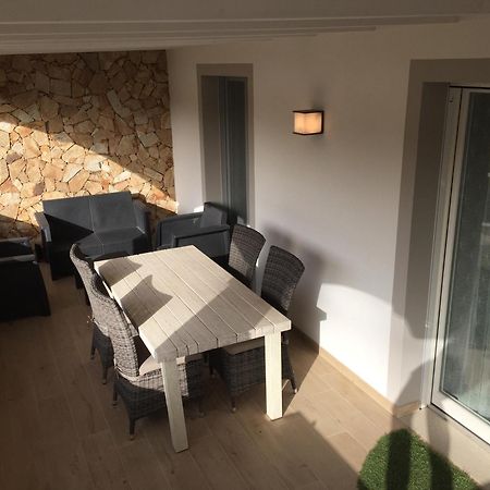 Residence Elegance Ville Ed Appartamenti A Porto Pino Eksteriør billede