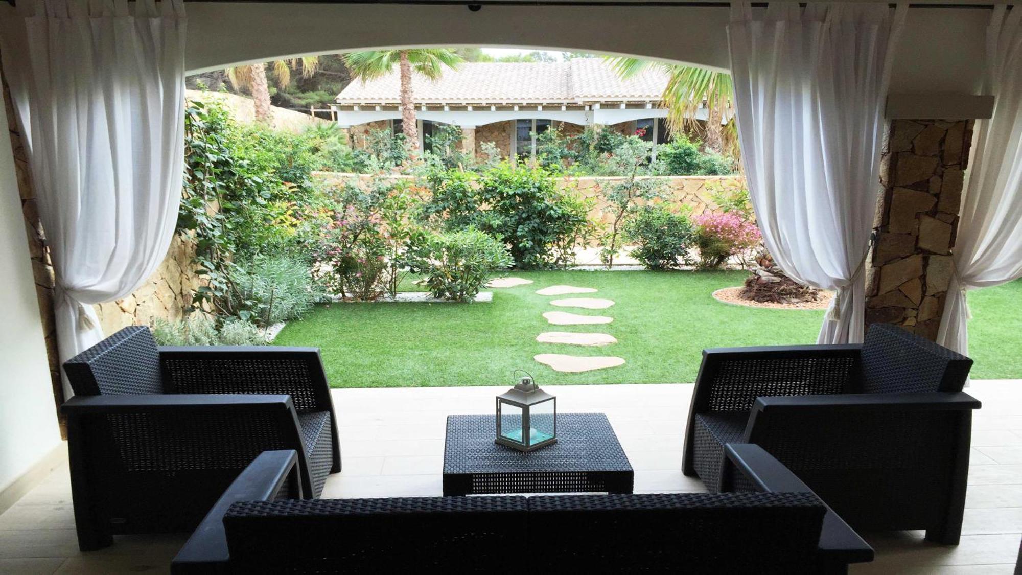 Residence Elegance Ville Ed Appartamenti A Porto Pino Eksteriør billede